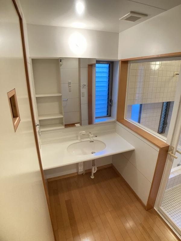 洗面設備　独立洗面台