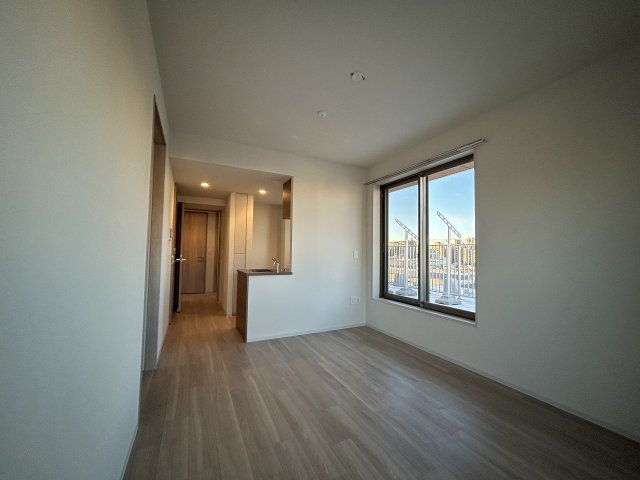 居室・リビング　こちらの居間で趣味の時間をお楽しみください