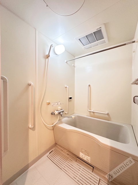 バス・シャワールーム　追い炊き・浴室暖房乾燥機付きバスルーム♪♪