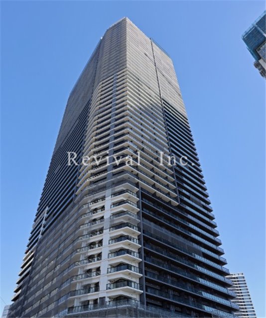 建物外観　高級感ある５２階建てタワーマンション