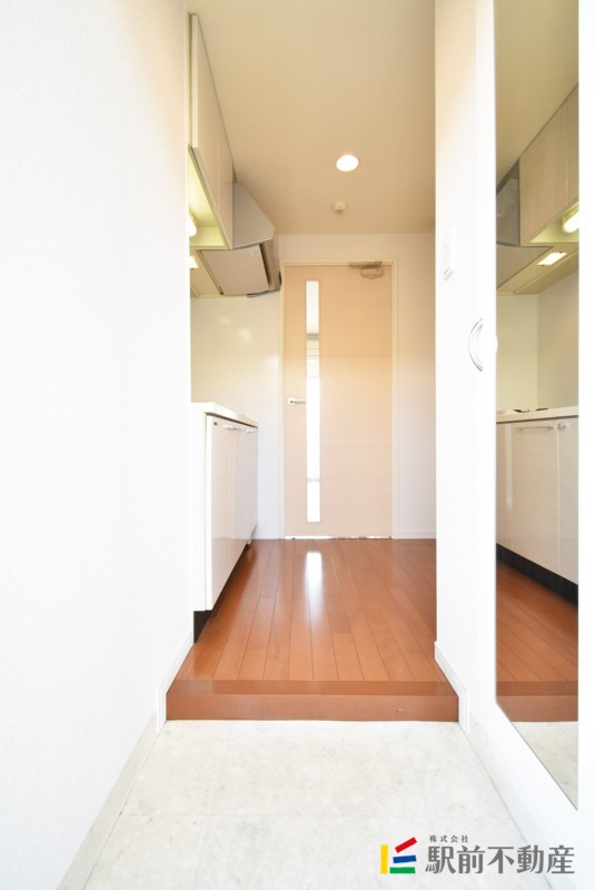 玄関　※同タイプ別部屋