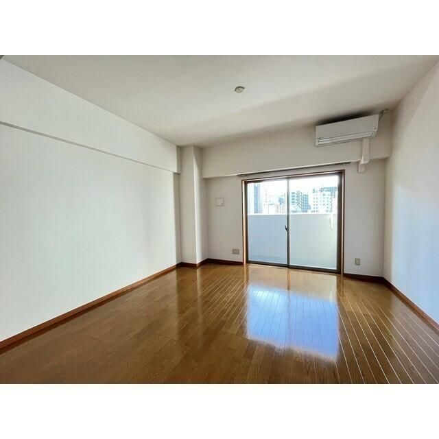 居室・リビング　コンシェリア御茶ノ水　文京区湯島３