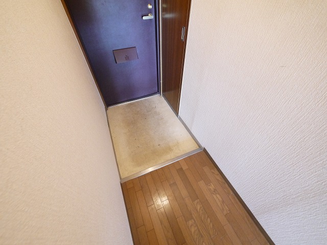 玄関　明るい玄関です