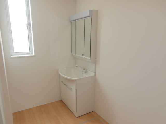 洗面設備　同仕様