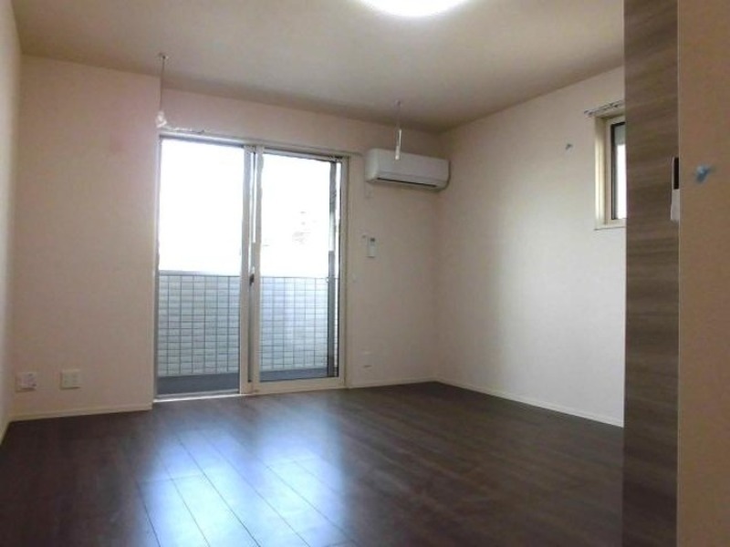 居室・リビング　図面と現状に相違がある場合には現状を優先