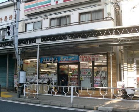 コンビニ　セブンイレブン 横浜山元町店（コンビニ）まで73m