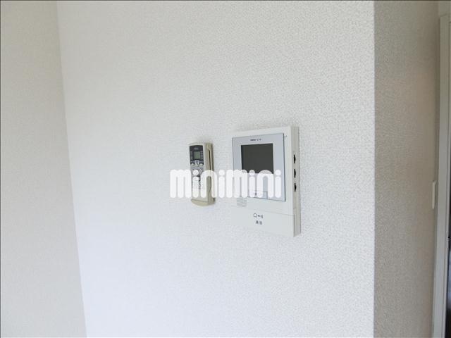 セキュリティ　突然の来客時もＴＶモニターホンでしっかり確認。