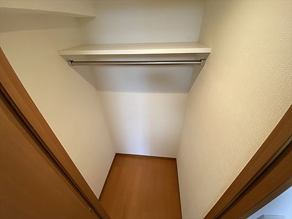 収納　※反転タイプの写真を使用しています。