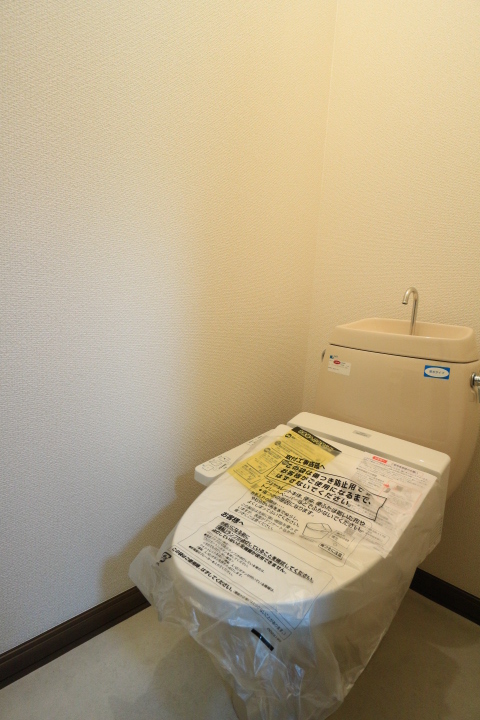 トイレ　※他部屋参考写真