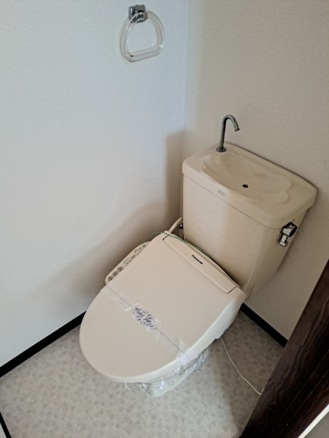 トイレ　⇒他の部屋の写真掲載済み
