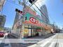 ドラックストア　ドラッグセガミ上本町店（ドラッグストア）まで84m
