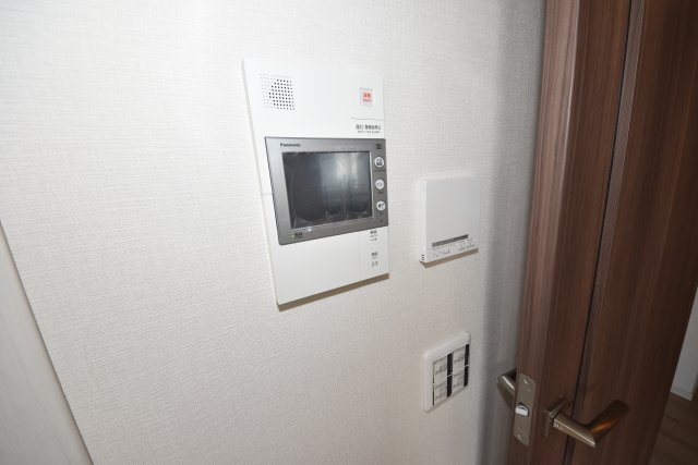 セキュリティ　テレビモニターフォンです
