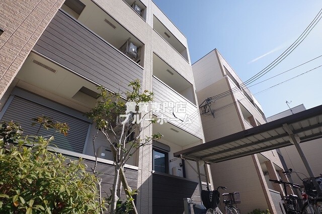 建物外観　オシャレな外観ですね！