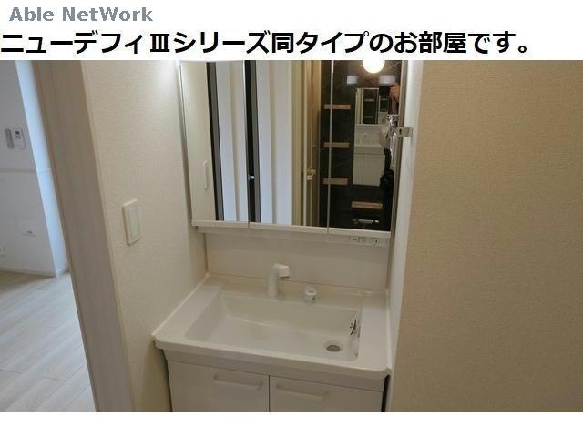 洗面設備　同型タイプ