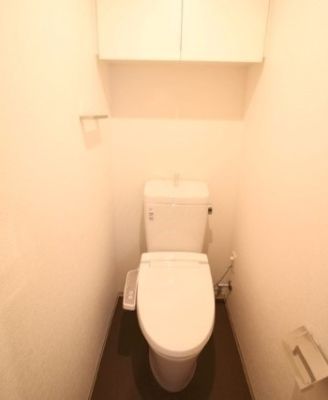 トイレ　別部屋参考写真