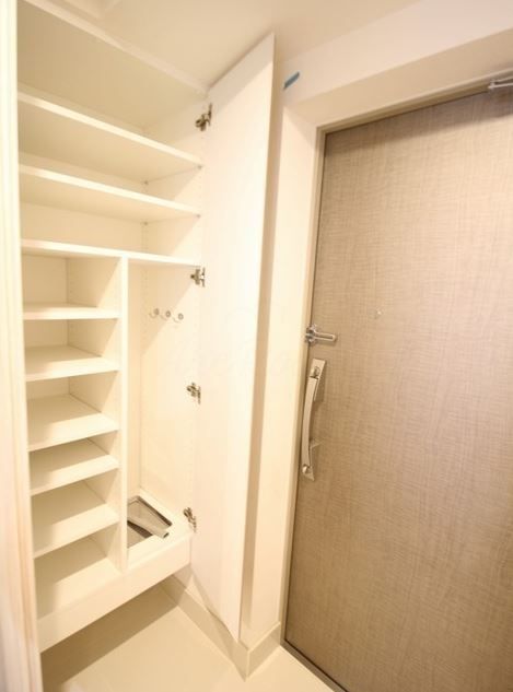 玄関　別部屋参考写真