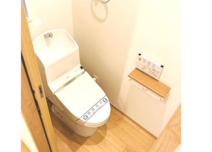 トイレ　コンパクトで使いやすいトイレです