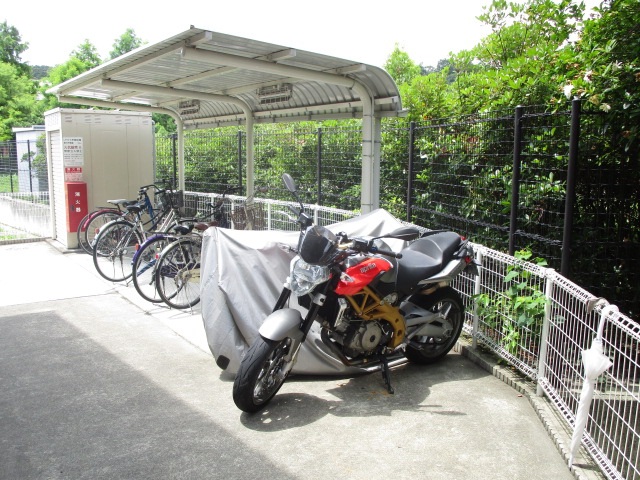 エントランス　駐輪場