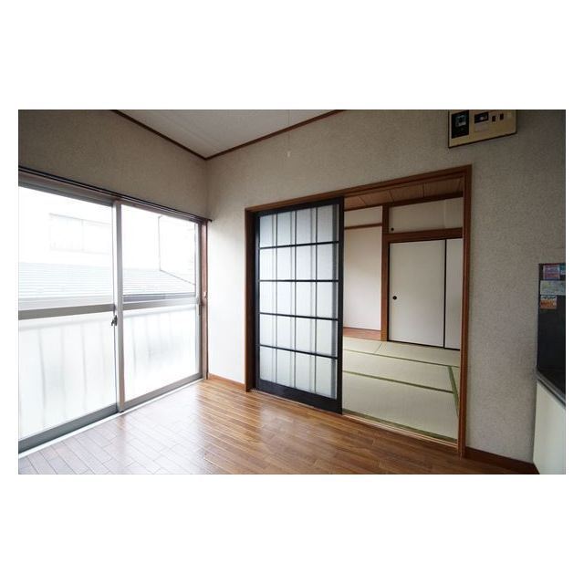 笠間ハイツの居間写真