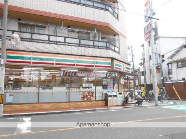 コンビニ　セブンイレブン（コンビニ）まで1953m