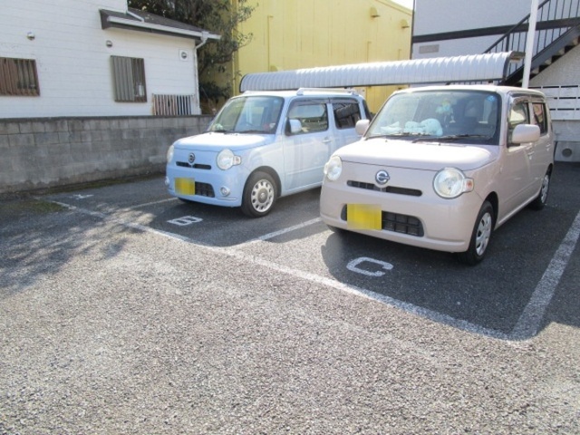 駐車場　駐車場（要空き確認）