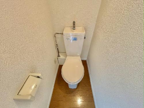 トイレ　設備・仕様は号室により異なる為、現況を優先いたします。