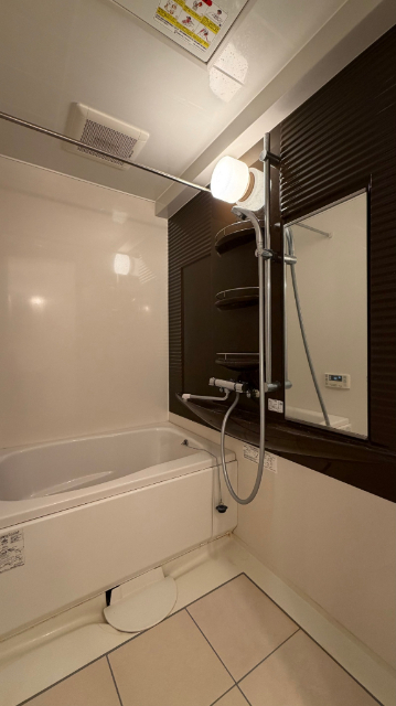 バス・シャワールーム　※別部屋写真