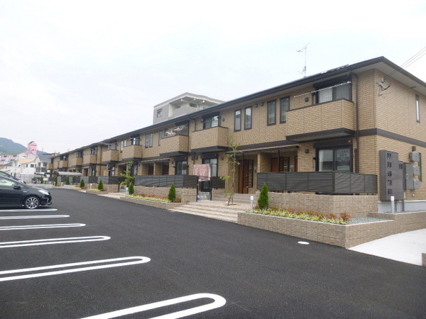 駐車場　南向きで日当たり良好