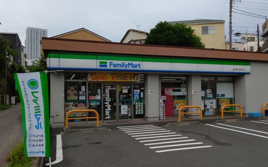 コンビニ　ファミリーマート 品川桐ヶ谷通り店（コンビニ）まで220m