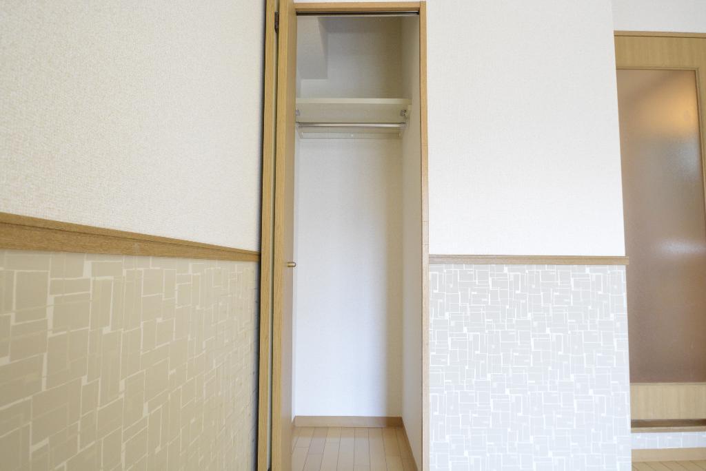 収納　クローゼット