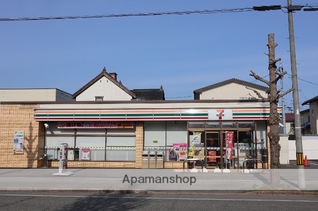 コンビニ　セブン－イレブン秋田明田店（コンビニ）まで709m