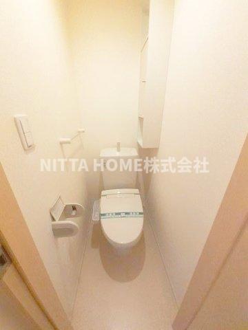 トイレ　もちろんウォシュレット付きのトイレです◇