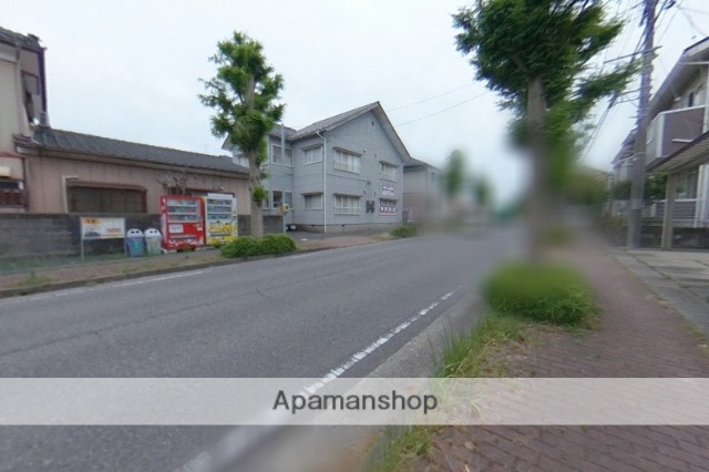 その他　前面道路（その他）まで0m