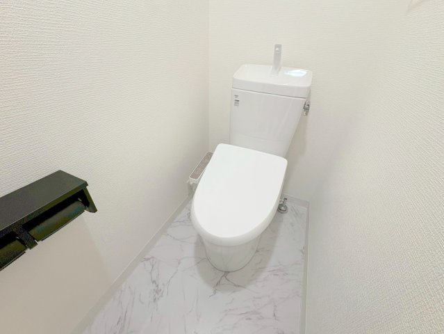 トイレ　清潔感のあるトイレです
