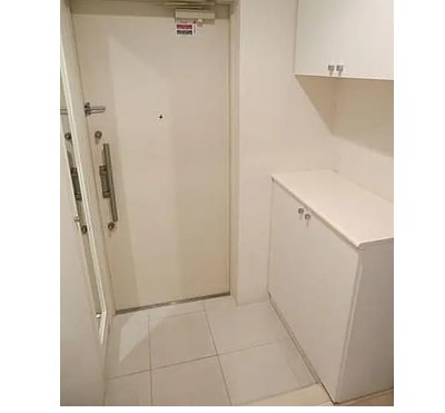 玄関　別タイプ部屋　参考写真です