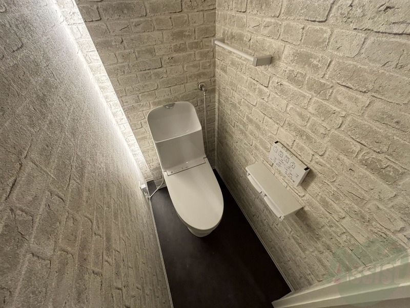 トイレ　トイレです。ウォシュレット付を探している方、おすすめです！