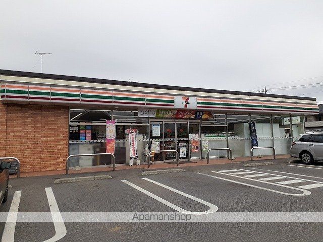 コンビニ　セブンイレブン壬生安塚店（コンビニ）まで15m
