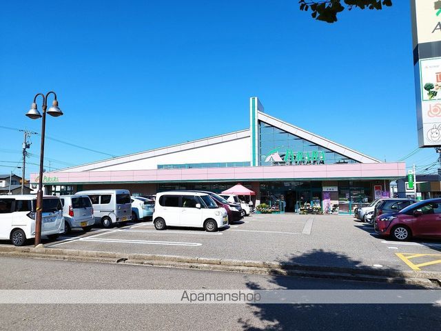スーパー　プララＡコープ富奥店（スーパー）まで984m