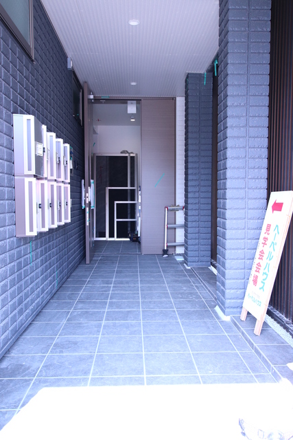 エントランス　建物入口