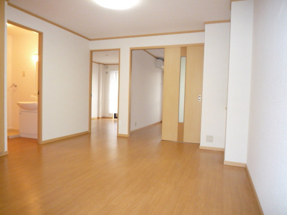 居室・リビング　※別部屋の写真です