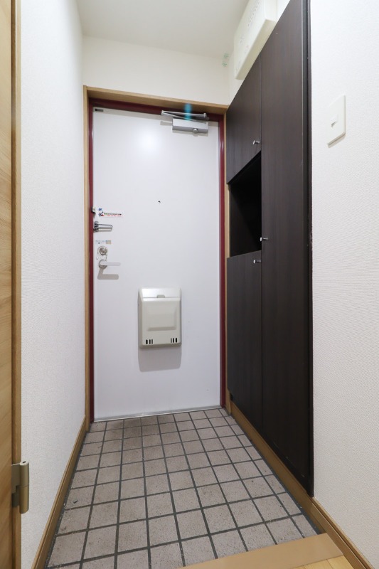 玄関　図面と現状に相違がある場合には現状を優先