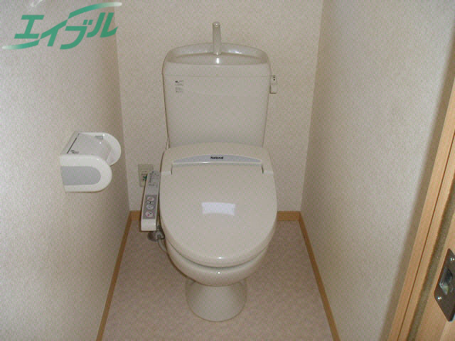 トイレ　同タイプの部屋写真です。