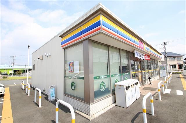 コンビニ　ミニストップ（コンビニ）まで121m