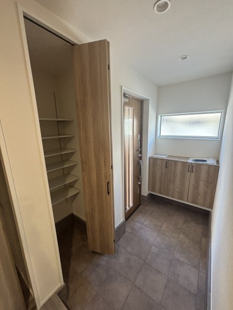川添町戸建の居間写真