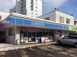 コンビニ　ローソン札幌北7条東店（コンビニ）まで140m