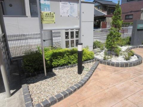 庭　中庭（イメージ）