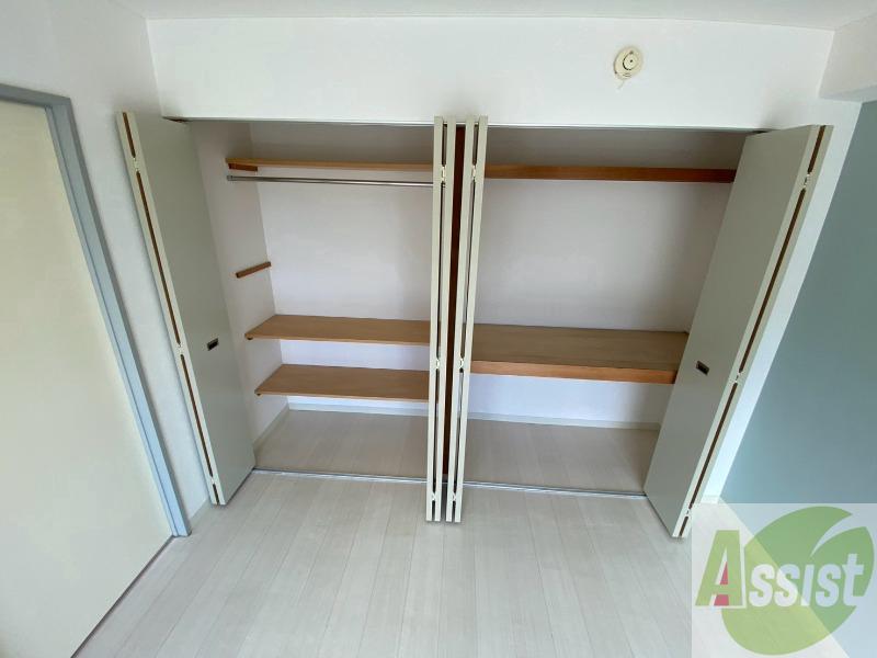 収納　クローゼットがありました。お洋服や荷物はここへ