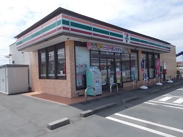 コンビニ　セブンイレブン内原町役場前店（コンビニ）まで600m