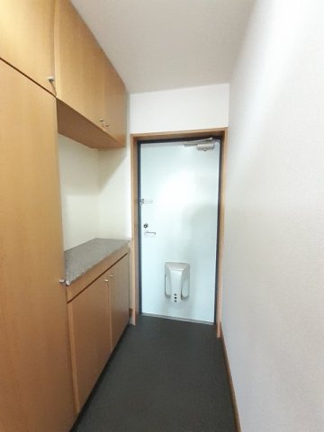 玄関　明るい玄関です
