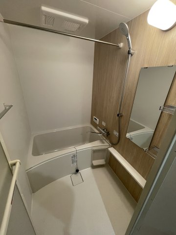 ＪＲ山陽本線 東福山駅 徒歩18分 3階建 築1年の風呂写真